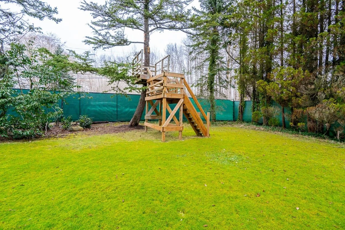 Aerial View of 16114 20 Avenue, Surrey, BC