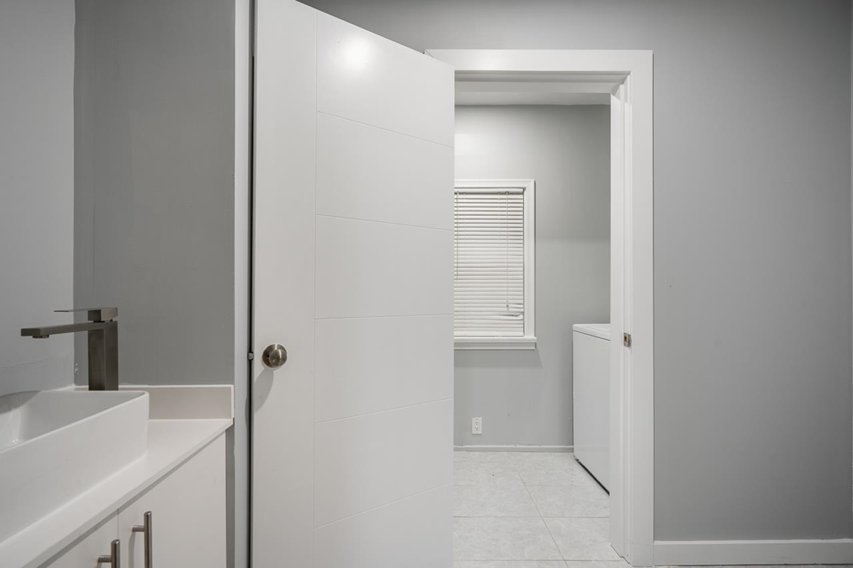 Garage Interior Photo of 27284 30 Avenue, Langley, BC