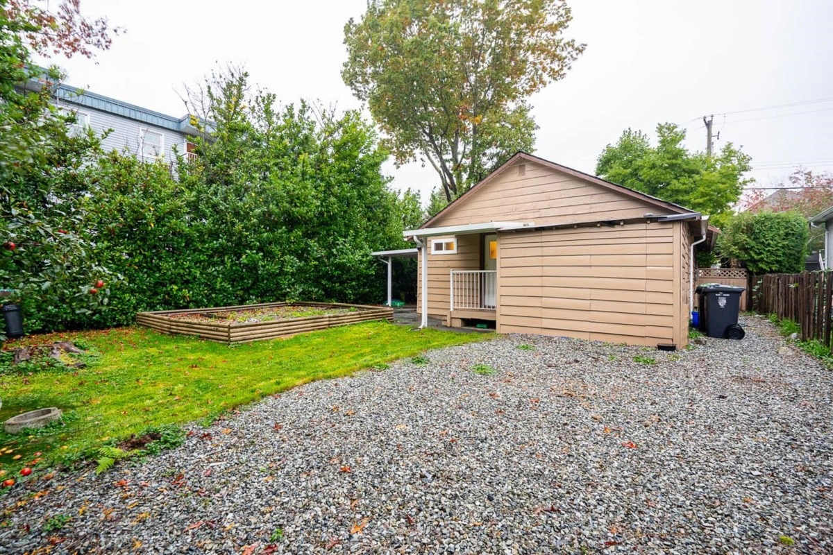 Neighborhood Park Photo Near 27284 30 Avenue, Langley, BC