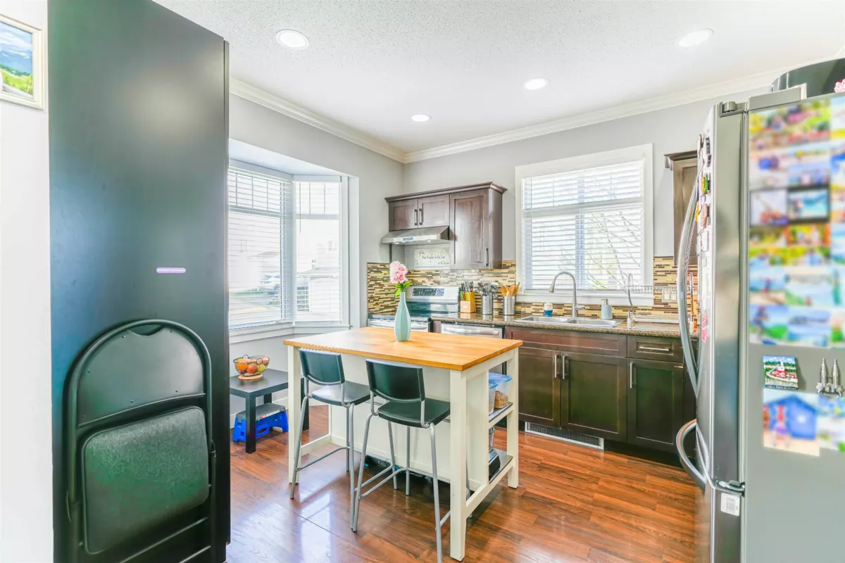 Bedroom 2 Photo of 26 19551 66 Avenue, Surrey, BC