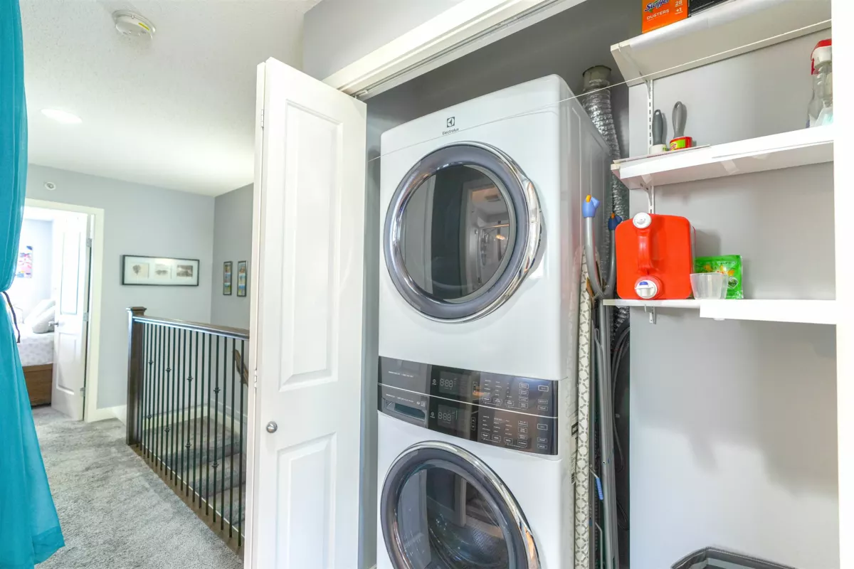 Entry Foyer Photo of 26 19551 66 Avenue, Surrey, BC