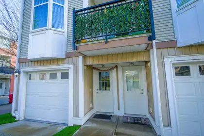 26 19551 66 Avenue, Surrey, BC, Surrey — Townhouse for sale