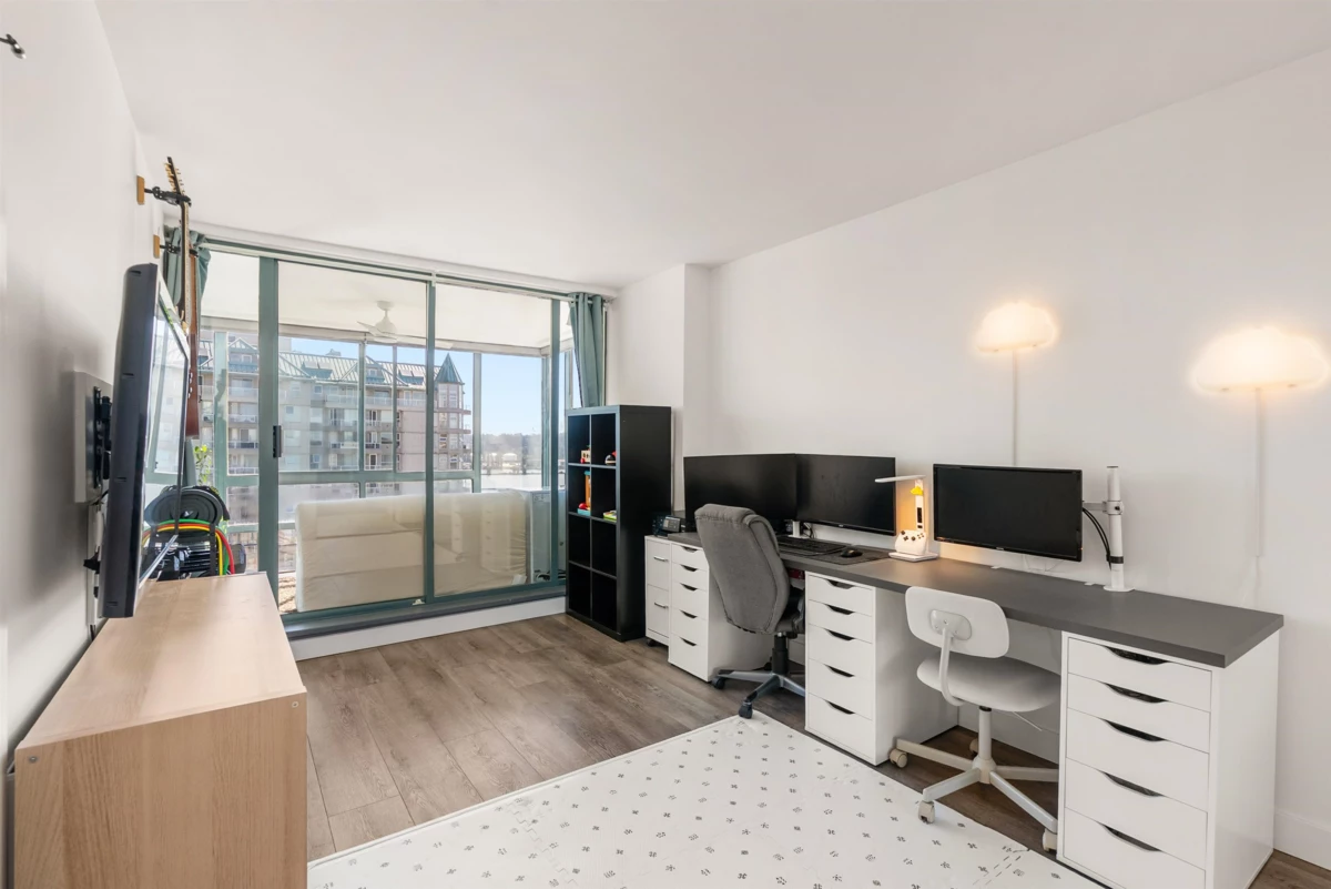 Mudroom Photo of 1602 8 Laguna Court, New Westminster, BC