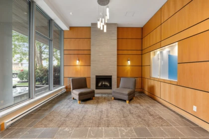 707 2289 Yukon Crescent, Burnaby, BC, Burnaby — Apartment/Condo for sale