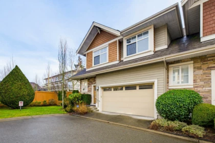 24 2456 163 Street, Surrey, BC, Surrey — Townhouse for sale