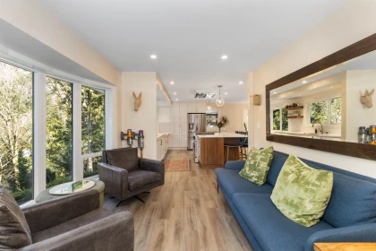 Breakfast Nook Photo of 34951 Orchard Drive, Abbotsford, BC