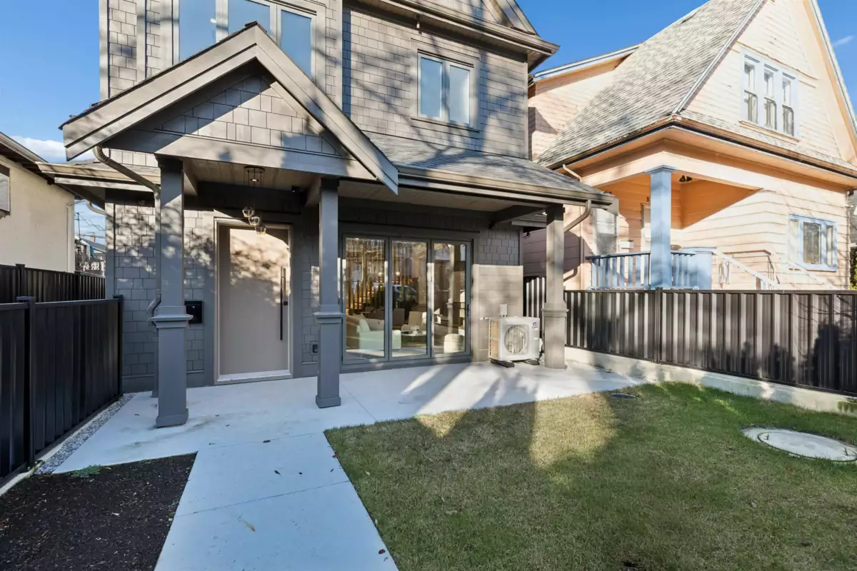 Aerial View of 1 847 E 10 Avenue, Vancouver, BC