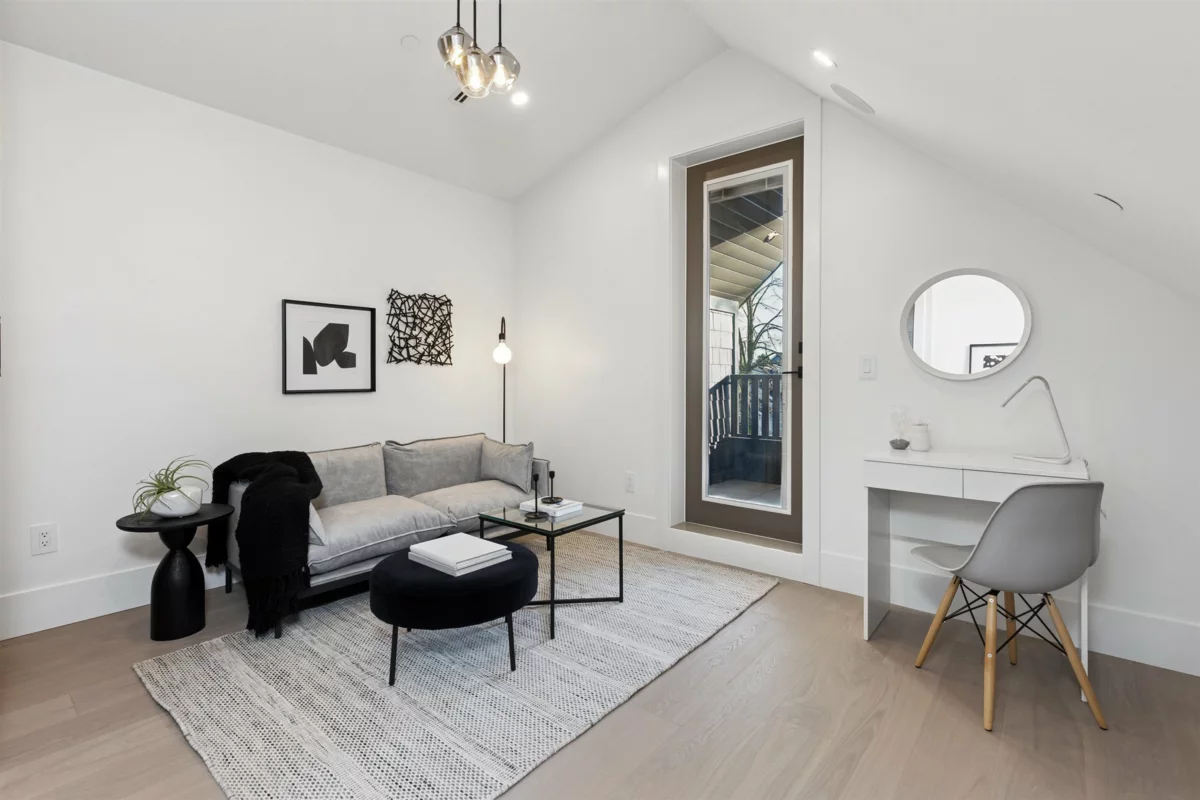 Garden / Landscaping Photo of 1 847 E 10 Avenue, Vancouver, BC