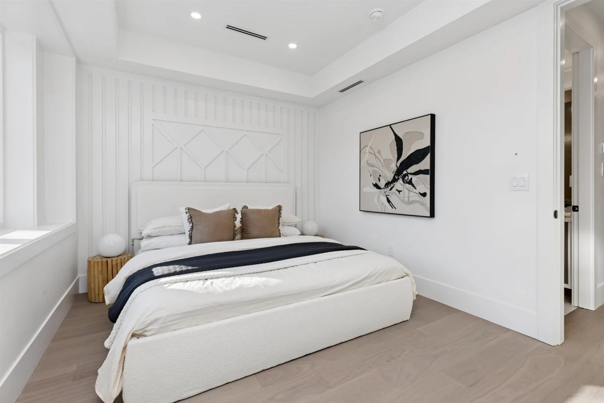 Hallway Photo of 1 847 E 10 Avenue, Vancouver, BC