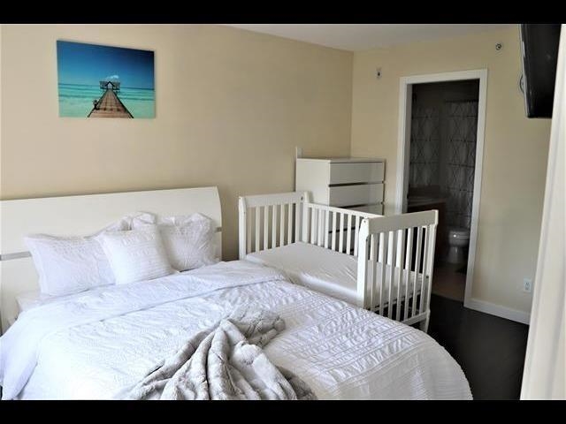 Kitchen Island Photo of PH2 1205 Fifth Avenue, New Westminster, BC