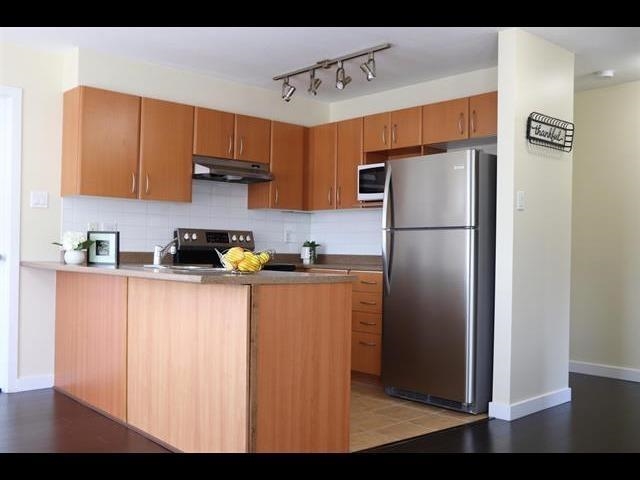 Kitchen Photo of PH2 1205 Fifth Avenue, New Westminster, BC