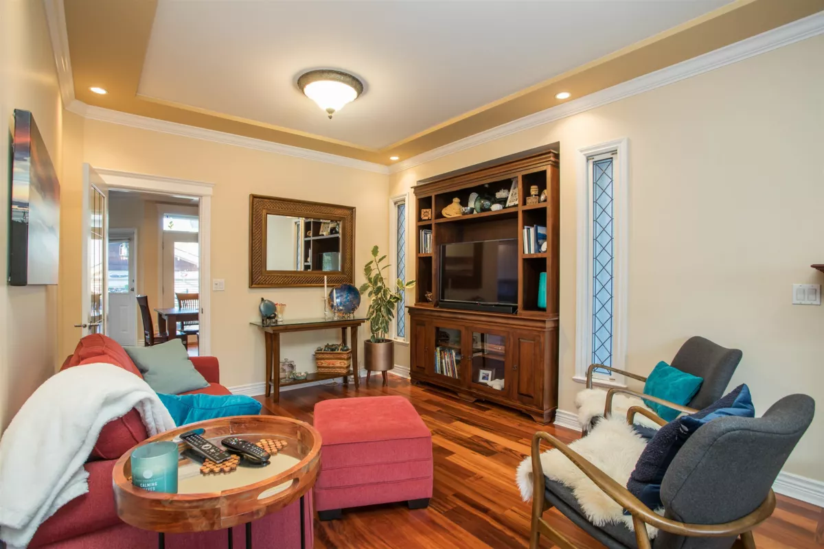 Family Room Photo of 2931 152a Street, Surrey, BC