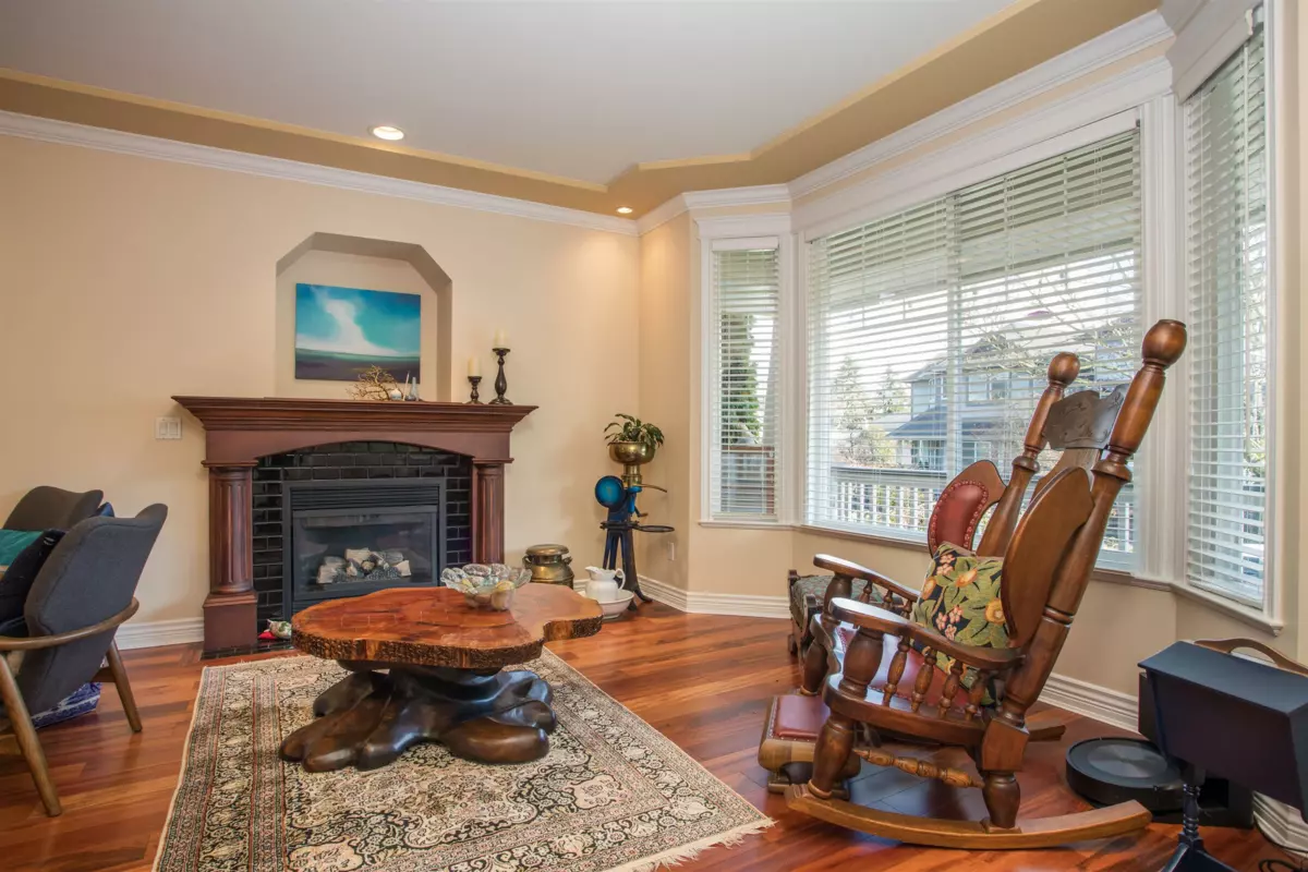 Living Room Photo of 2931 152a Street, Surrey, BC