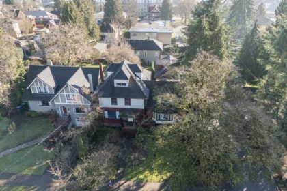 118 Queens Avenue, New Westminster, BC