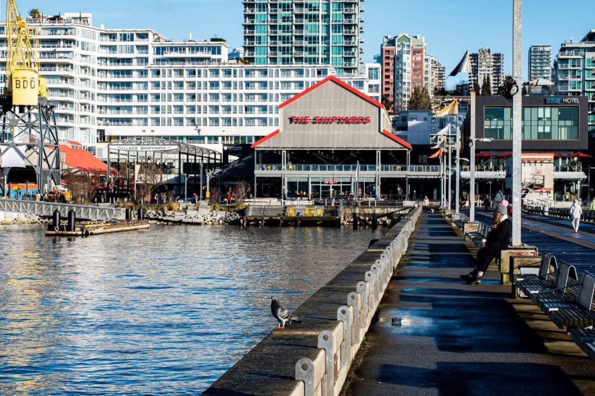 Backyard Photo of 1001 124 W 1st Street, North Vancouver, BC
