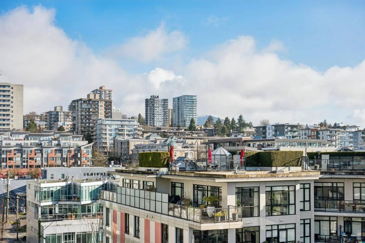 Basement Recreation Room Photo of 1001 124 W 1st Street, North Vancouver, BC