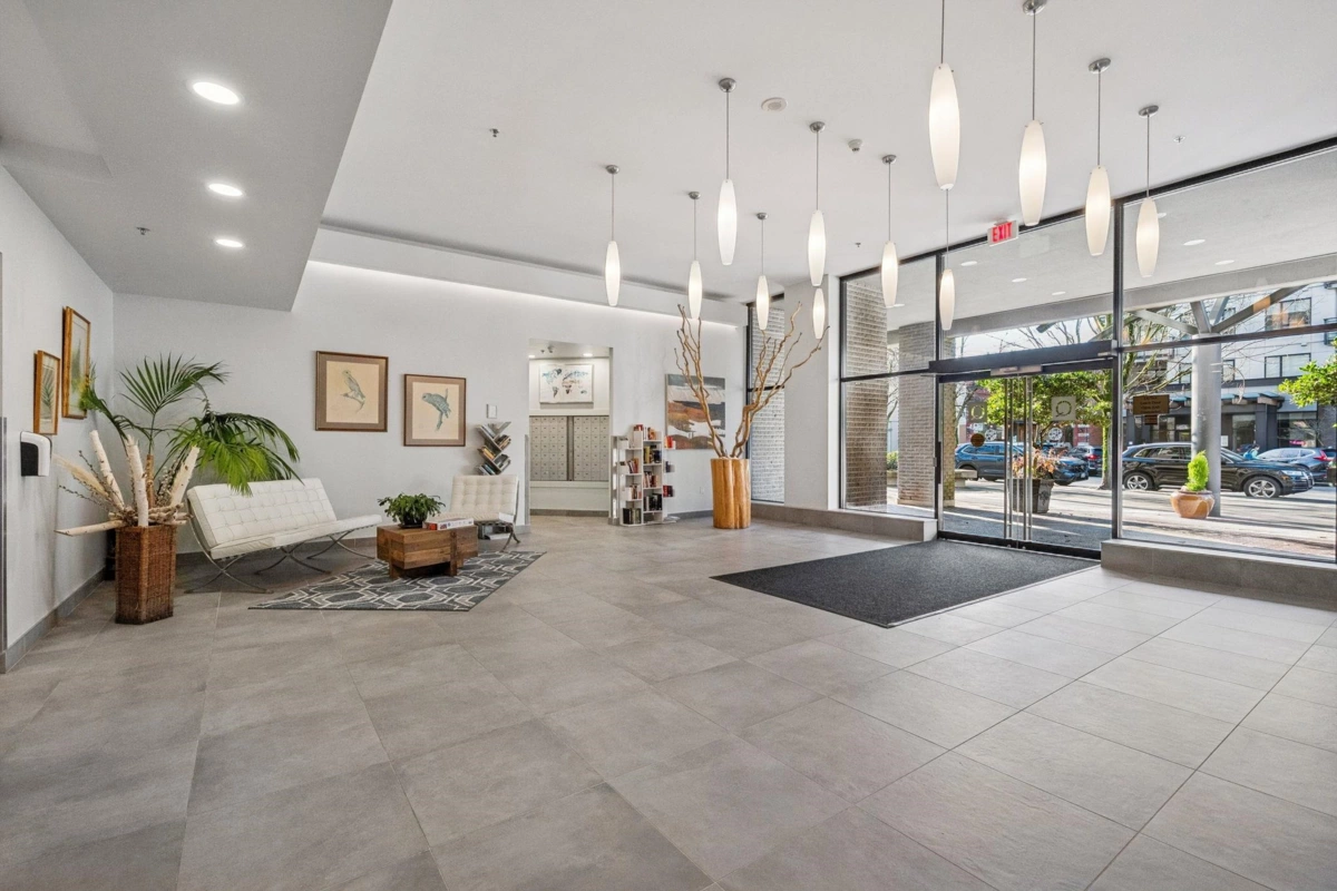 Family Room Photo of 1001 124 W 1st Street, North Vancouver, BC