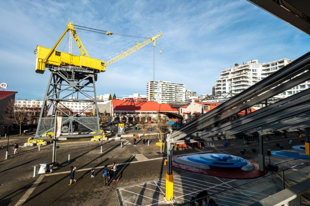 Front Yard Photo of 1001 124 W 1st Street, North Vancouver, BC