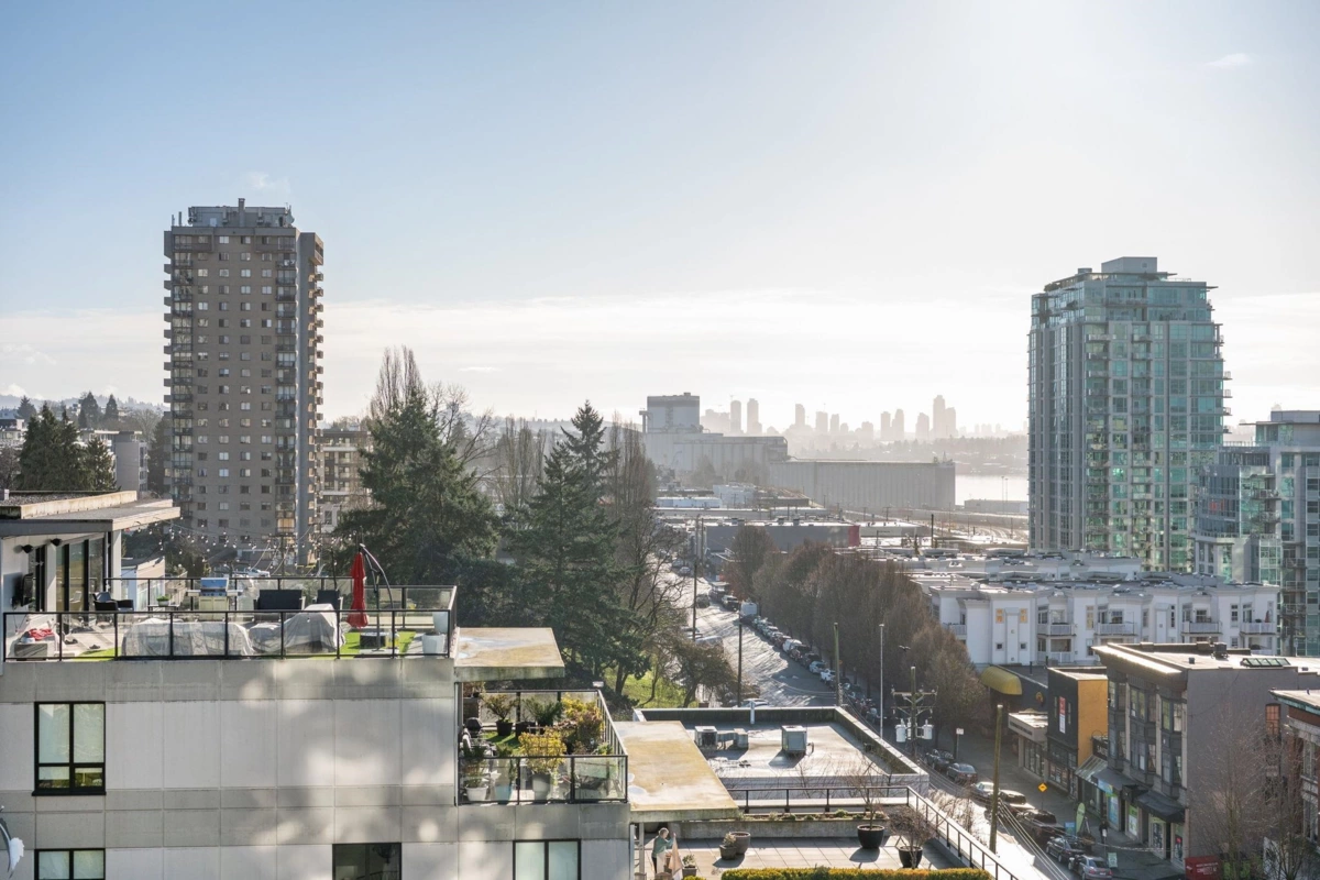 Office / Den Photo of 1001 124 W 1st Street, North Vancouver, BC