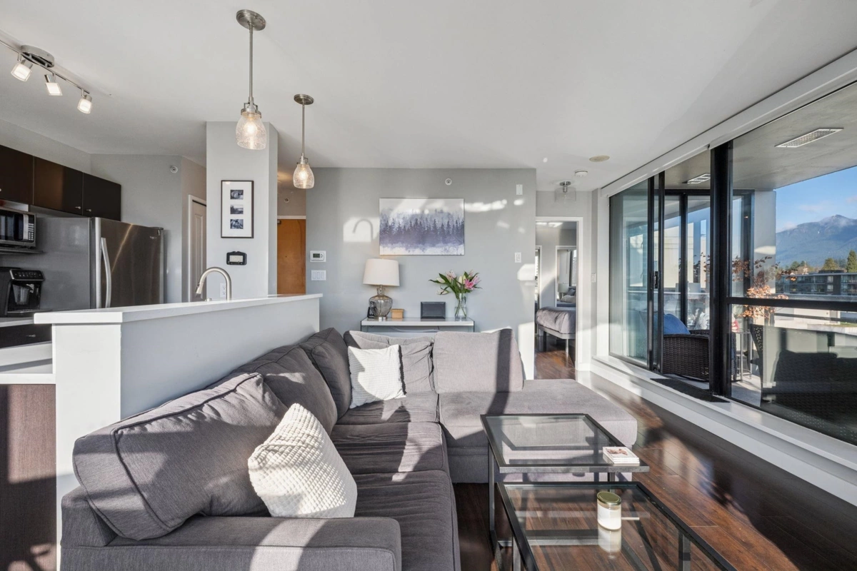 Pantry Photo of 1001 124 W 1st Street, North Vancouver, BC