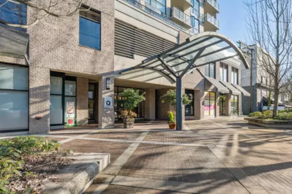 1001 124 W 1st Street, North Vancouver, BC, North Vancouver — Apartment/Condo for sale