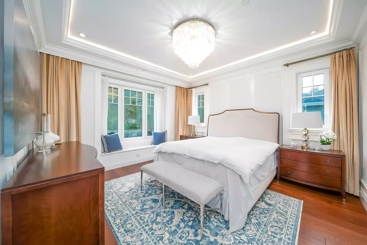 Entry Foyer Photo of 6338 Elm Street, Vancouver, BC