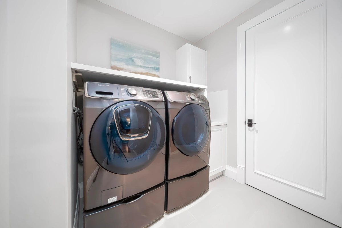 Swimming Pool Photo of 6338 Elm Street, Vancouver, BC