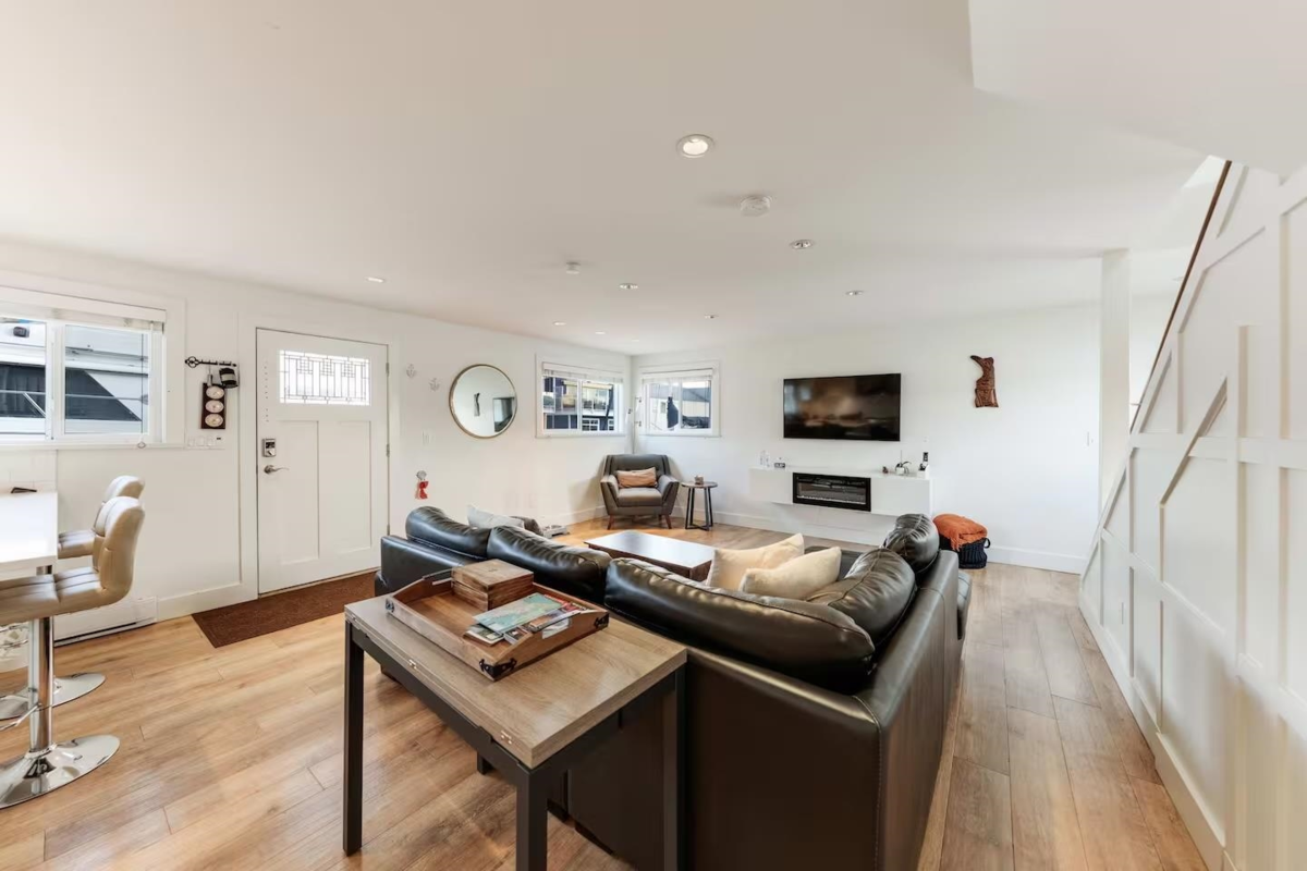 Loft / Bonus Room Photo of A015 415 Esplanade Avenue, North Vancouver, BC