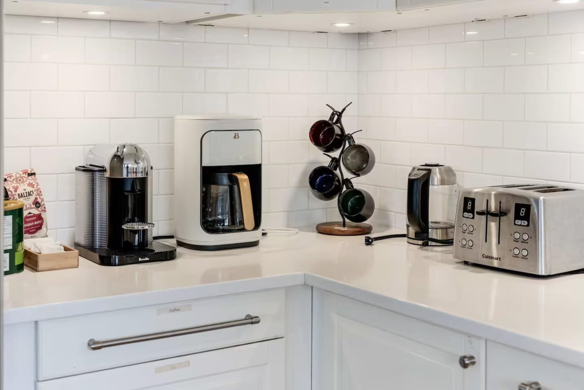 Primary Bathroom Photo of A015 415 Esplanade Avenue, North Vancouver, BC