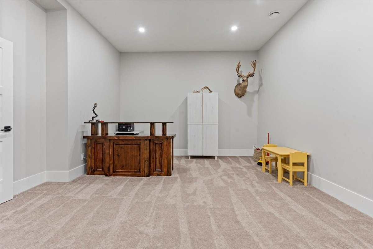 Hot Tub / Spa Photo of 74 1880 Columbia Valley Road, Cultus Lake, BC