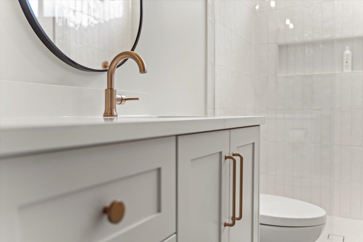 Staircase Photo of 74 1880 Columbia Valley Road, Cultus Lake, BC