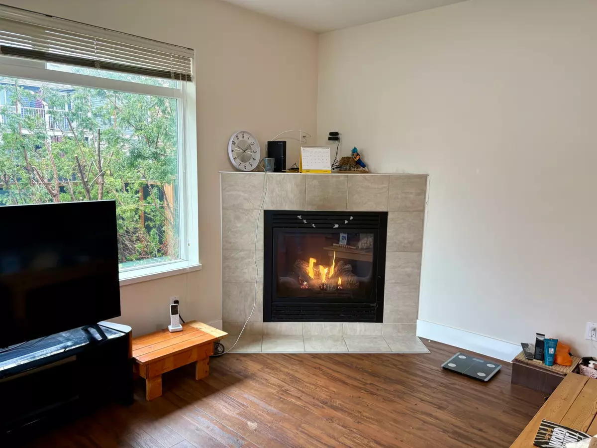 Dining Area Photo of 16 624 Shaw Road, Gibsons, BC