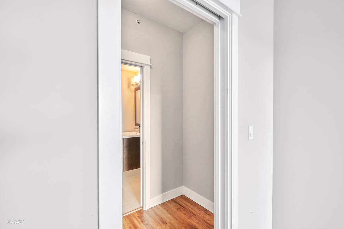 Basement Recreation Room Photo of 602 2495 Wilson Avenue, Port Coquitlam, BC