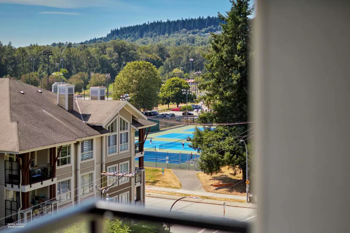 Guest Bathroom Photo of 602 2495 Wilson Avenue, Port Coquitlam, BC