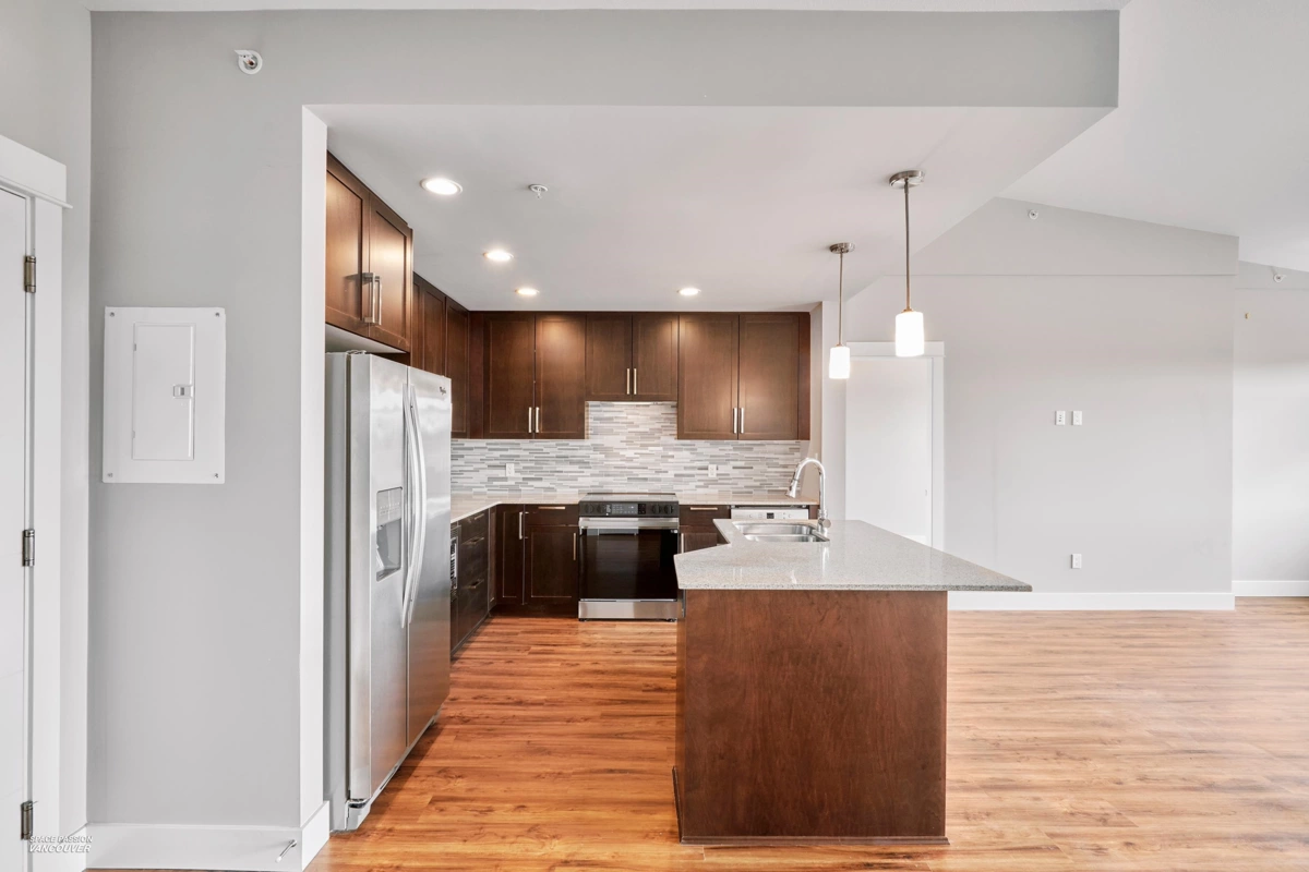 Kitchen Island Photo of 602 2495 Wilson Avenue, Port Coquitlam, BC