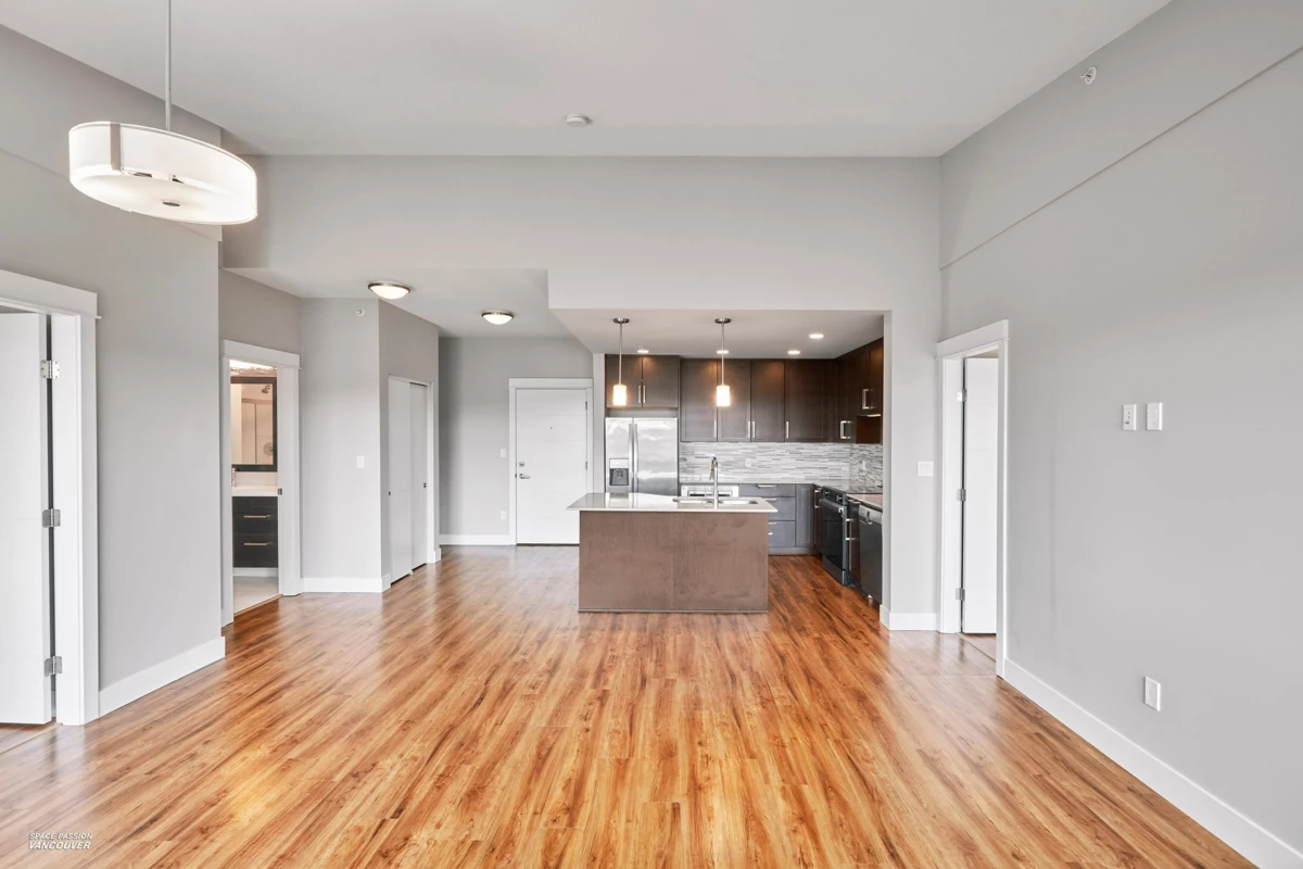 Primary Bathroom Photo of 602 2495 Wilson Avenue, Port Coquitlam, BC