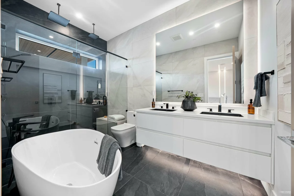 Basement Recreation Room Photo of 1236 Duchess Avenue, West Vancouver, BC