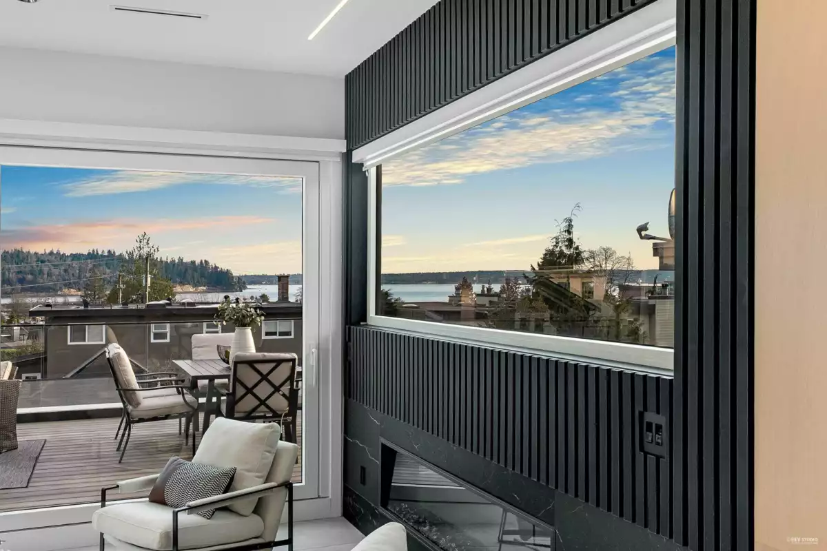 Family Room Photo of 1236 Duchess Avenue, West Vancouver, BC