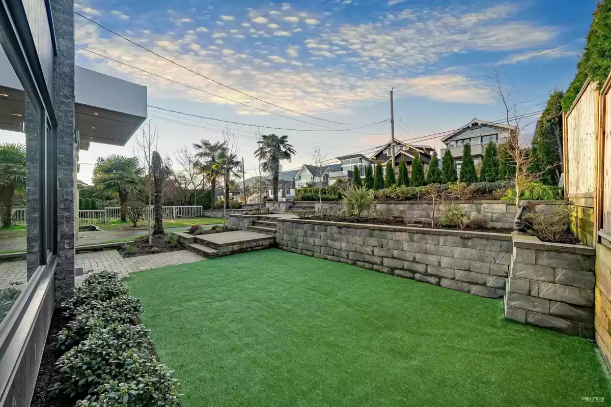 Neighborhood Park Photo Near 1236 Duchess Avenue, West Vancouver, BC