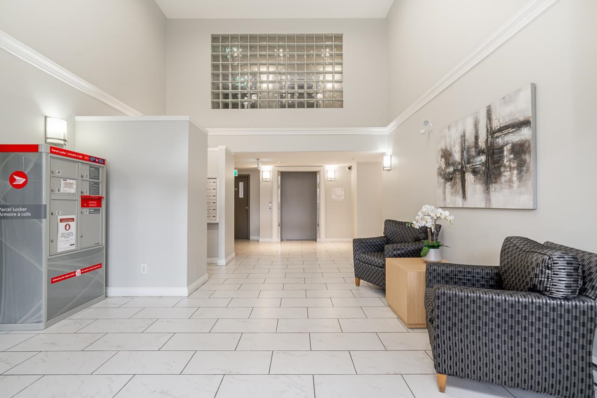 Outdoor Deck Photo of 303 2960 Princess Crescent, Coquitlam, BC