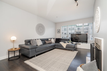 303 2960 Princess Crescent, Coquitlam, BC