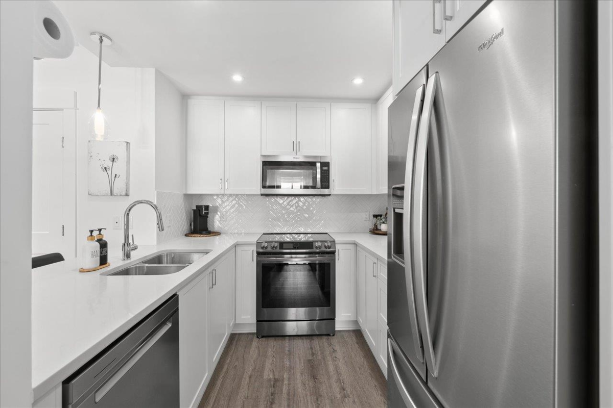 Bedroom 2 Photo of 4602 2180 Kelly Avenue, Port Coquitlam, BC