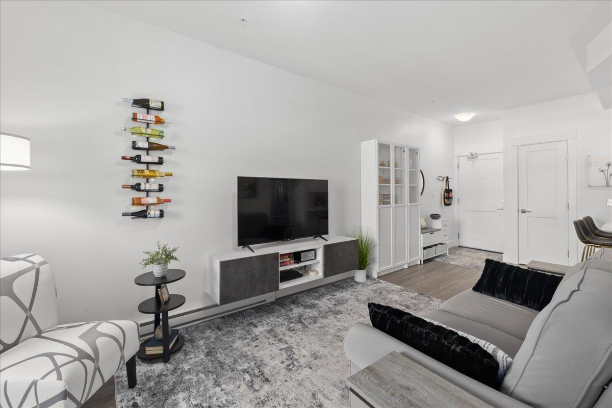 Kitchen Photo of 4602 2180 Kelly Avenue, Port Coquitlam, BC