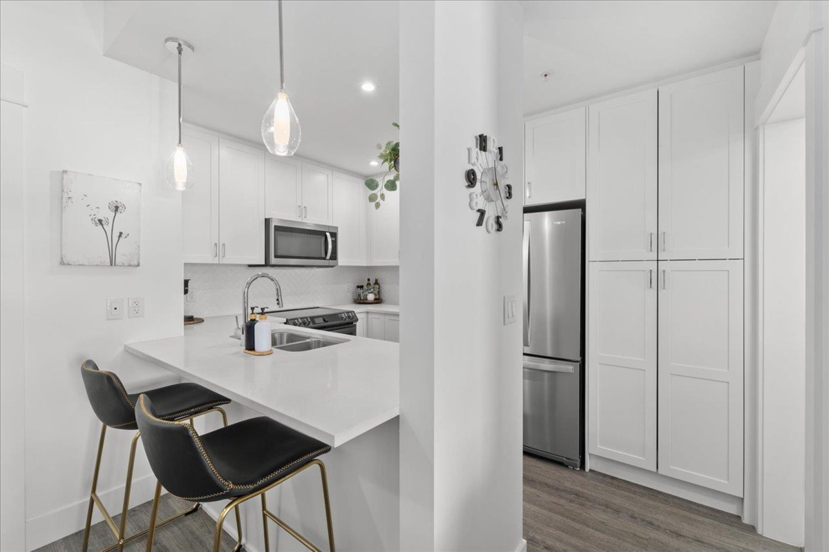 Primary Bedroom Photo of 4602 2180 Kelly Avenue, Port Coquitlam, BC