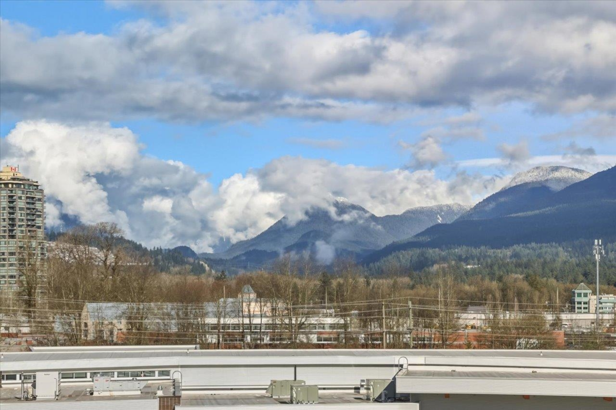 Staircase Photo of 4602 2180 Kelly Avenue, Port Coquitlam, BC
