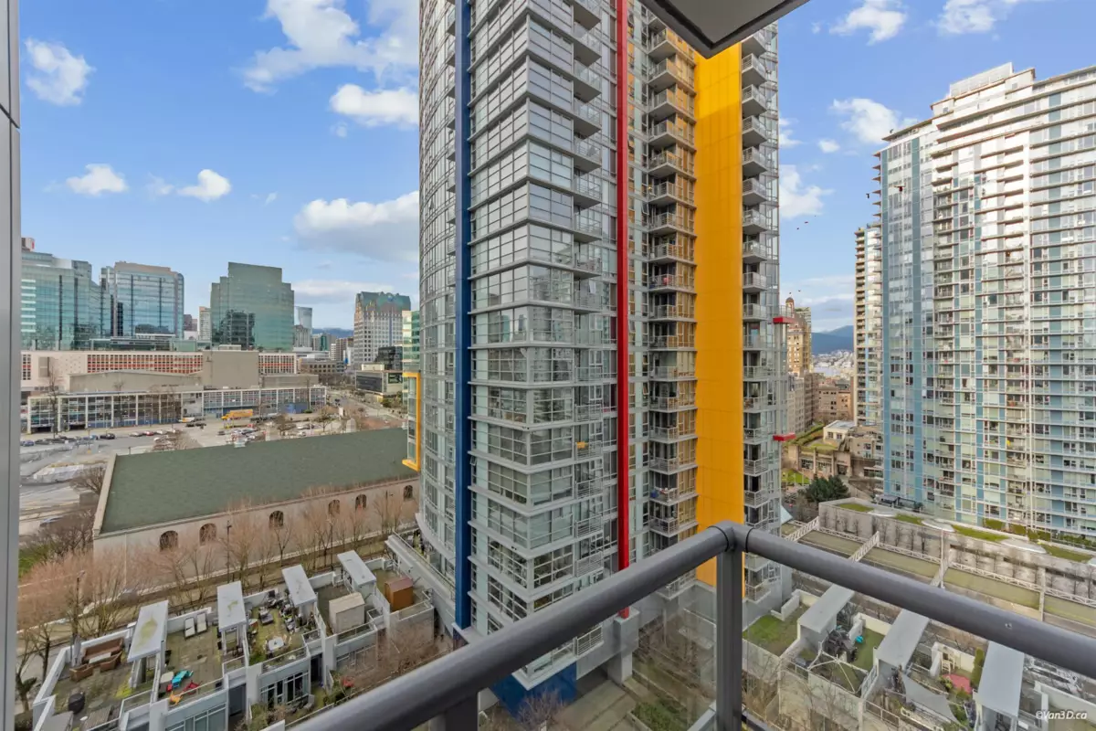 Basement Recreation Room Photo of 1209 131 Regiment Square, Vancouver, BC