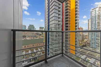 Loft / Bonus Room Photo of 1209 131 Regiment Square, Vancouver, BC
