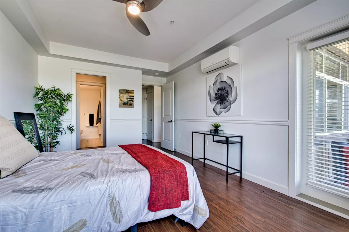 Primary Bathroom Photo of 211 12655 190a Street, Pitt Meadows, BC