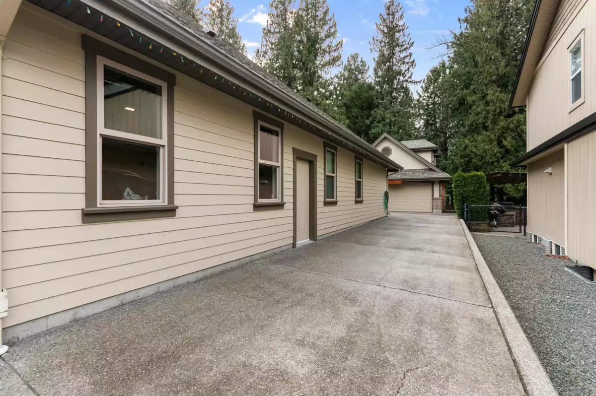 Outdoor Kitchen Photo of 7955 Brookwood Place, Chilliwack, BC