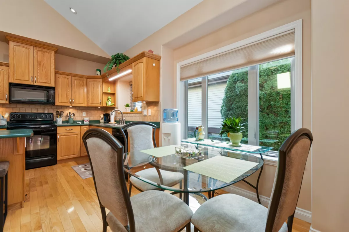 Walk-In Closet Photo of 7955 Brookwood Place, Chilliwack, BC